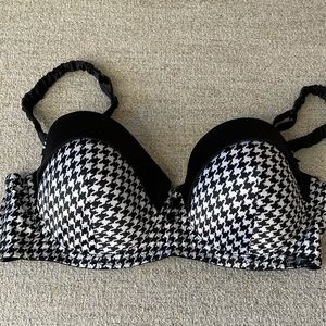 Jessica Simpson Black and white Bra